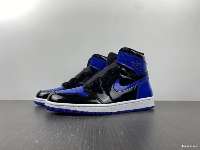 HYPE 555088-404 High Retro 1 Jordan OG 0516